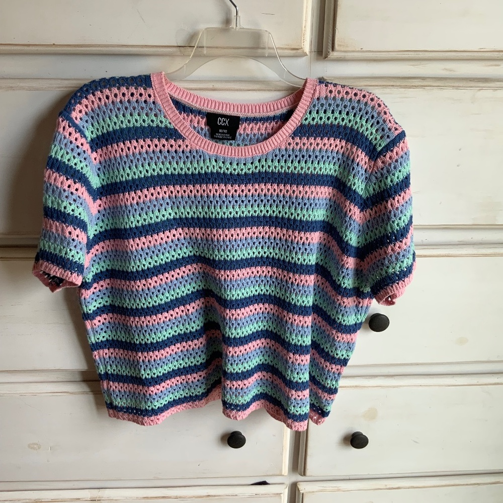 Crochet cropped top